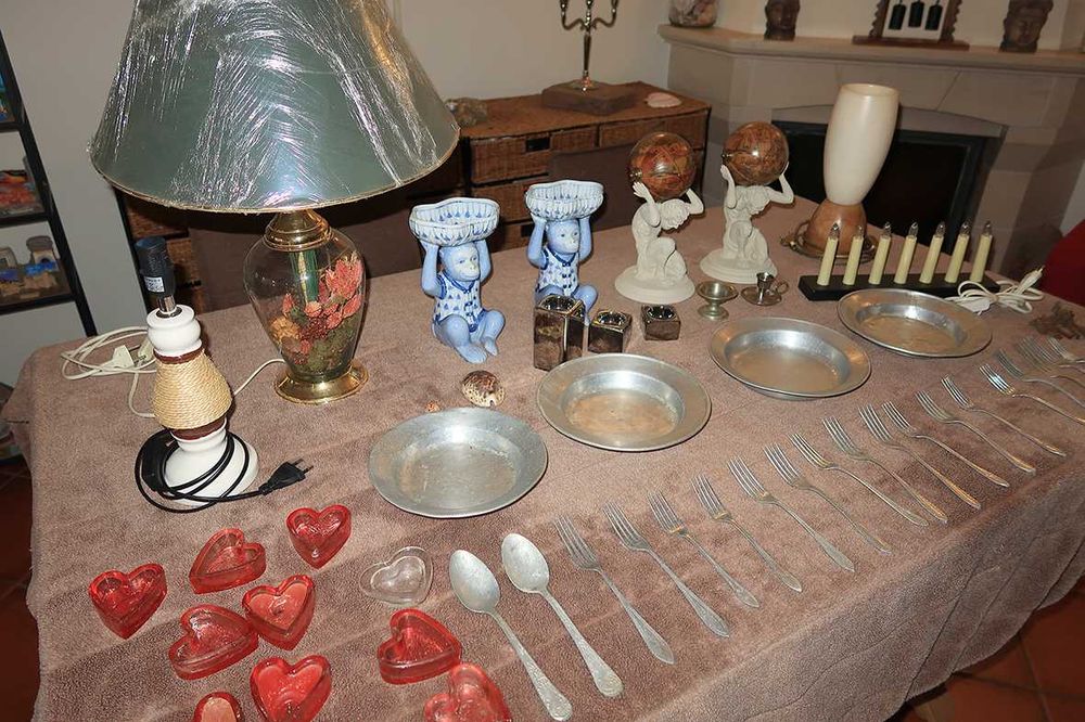 Antiguidades estátuas candeeiros vintage