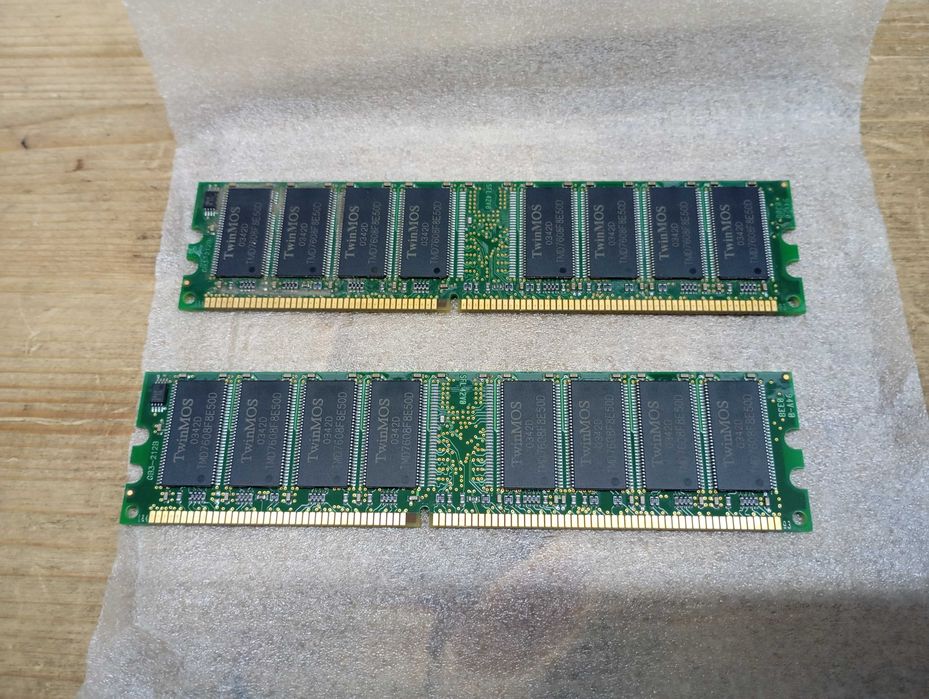 2 TwinMOS Memory Modules, 512 MB445166289180446723