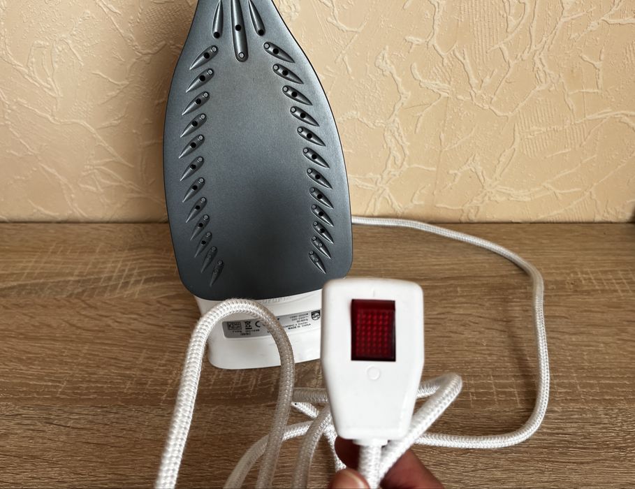 Праска ручна з функцією пару Phillips