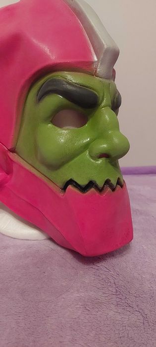 Maska. Hełm. Kask. Rycerz