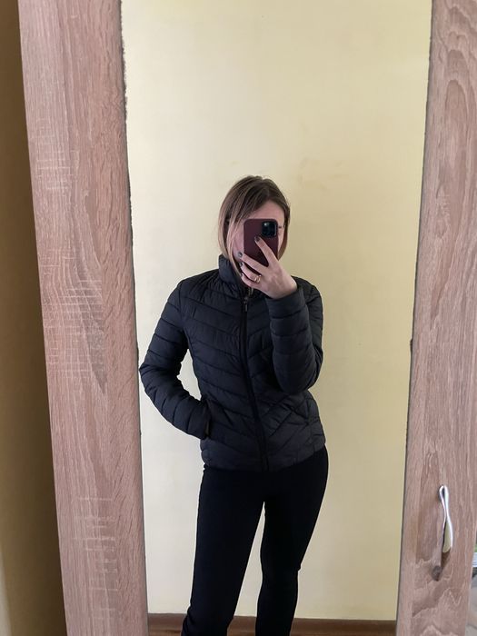 Куртка жіноча на теплу весну