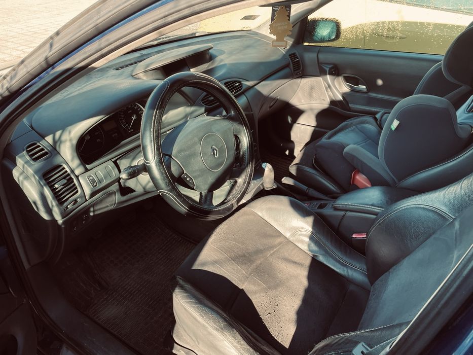 Renault Laguna 2.0 Benzyna – 2004 r. – Stan Dobry