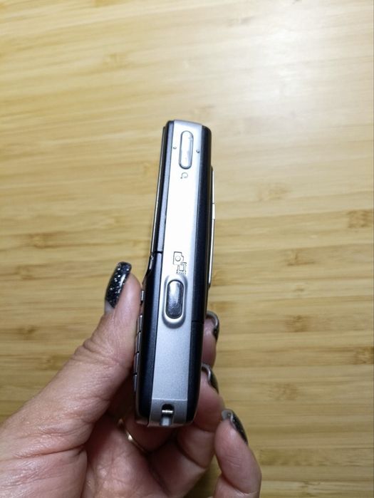 Sony Ericsson K750 весь в оригіналі 100% як новий