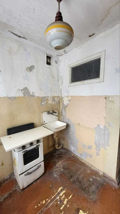 Продам 1 к квартиру, пр. Л. Ландау, коммунальный рынок