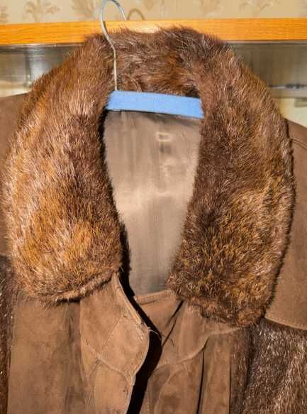 Na sprzedaż eleganckie futro z naturalnego futra (nutria)