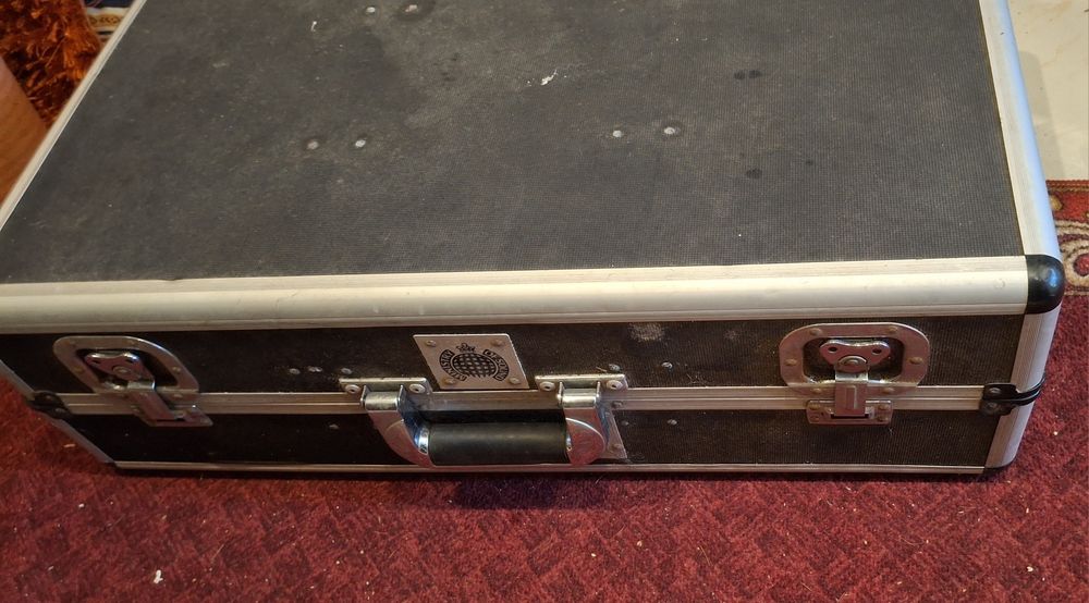 Mesa de mistura com 2 decks