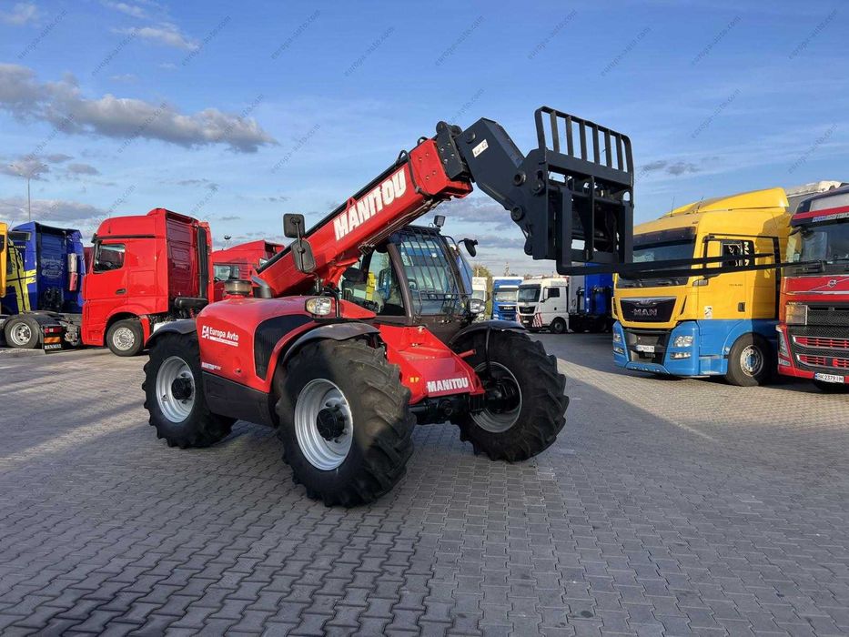 Погрузчик телескопічний MANITOU MT 932