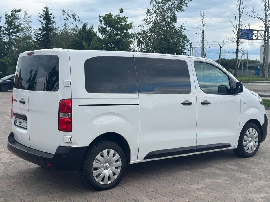 Opel Vivaro 2.0d пасажир 8+1 мість