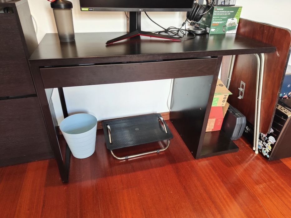 Secretária ikea preta