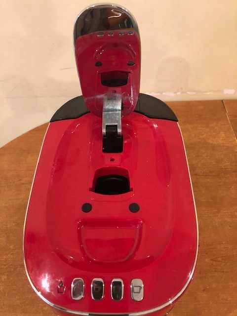 Капcульная кофеварка Tchibo Cafissimo 313212 под ремонт