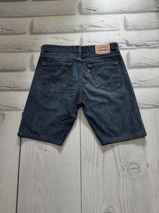 Джинсові шорти Levi's синього кольору, розмір 40