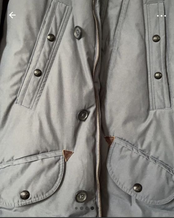 Blusao marca Levis Strauss