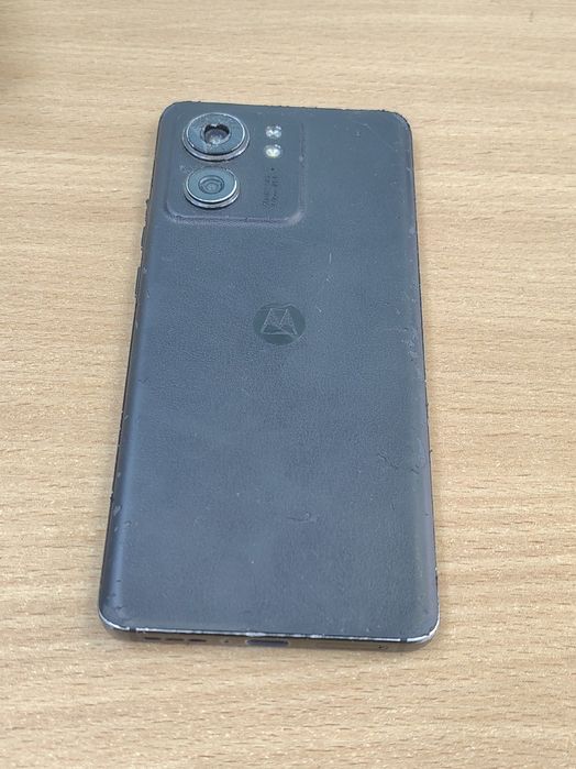 Motorola edge 40 8/ 256 битий екран