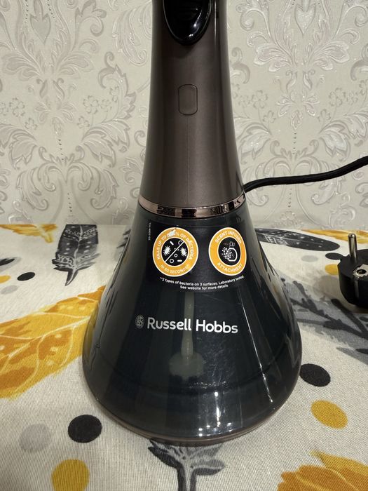 Отпариватель Russell Hobbs Steam Genie Aroma 28040-56