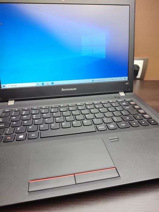 KOMPATKOWY ULTRABOOK Lenovo E31-80 i3-6006U 8GB RAM 128SSD W