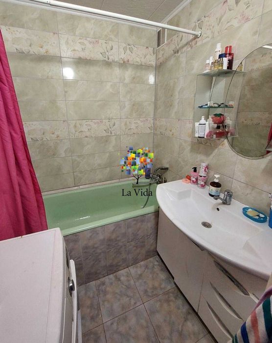 Продаж 3к квартии Червоної Калини 46