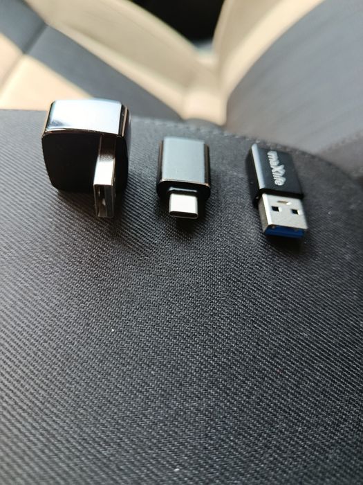 Adapter carplay dwie sztuki