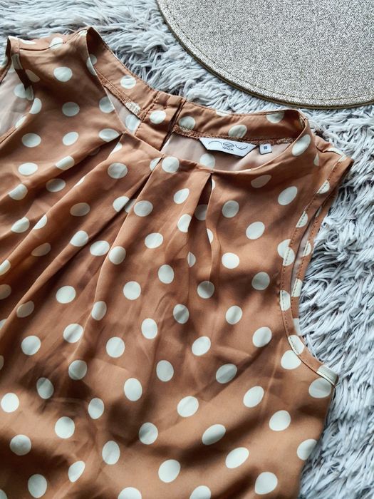 Bluzka w kropki New Look