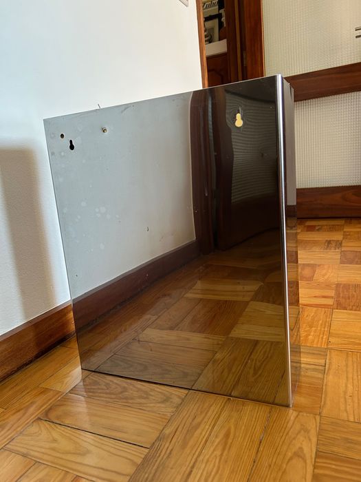 Armário de parede para casda de banho com espelho e luz