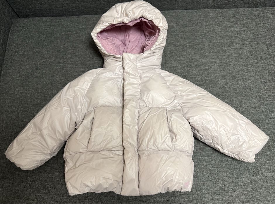 Пуховик zara 98 стан нового