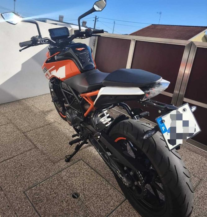 Mota KTM Duke 125