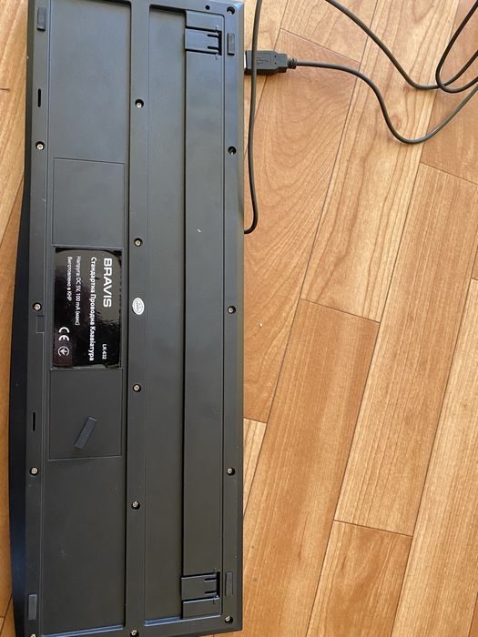 Клавіатура, стандартна провідна