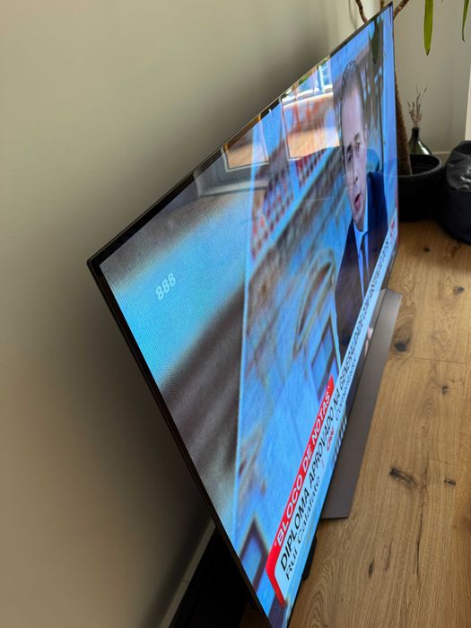 TV OLED LG OLED83C44LA com garantia. 83 polegadas. Ofereço entrega.