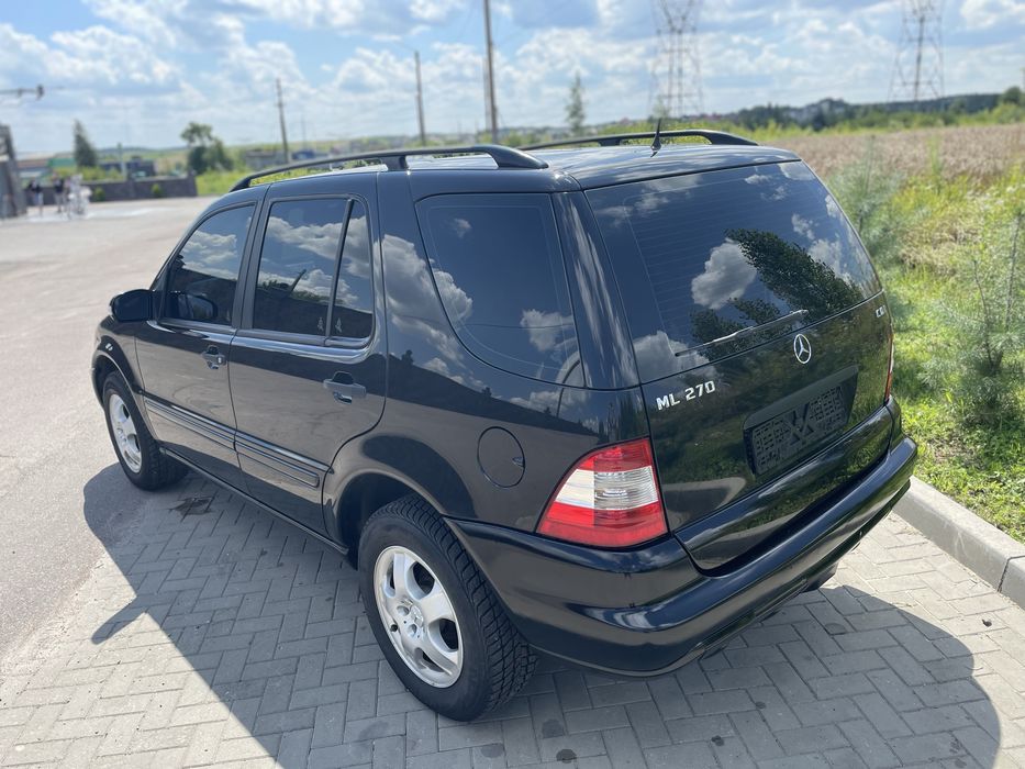 Вартий уваги ML270  2004