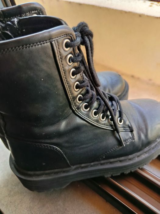 Bota estilo militar/motard, em bom estado, pull&bearf