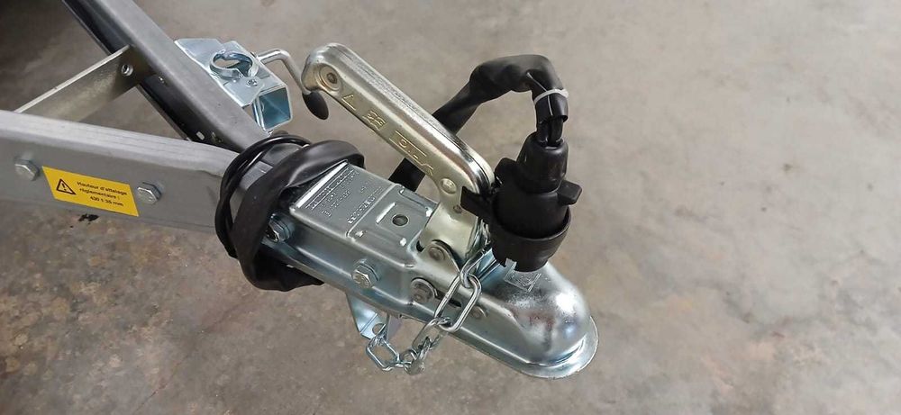 Reboque Atrelado NOVO eixo duplo