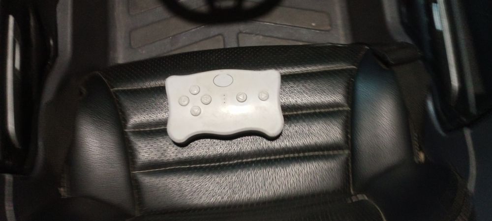 Детский электромобиль