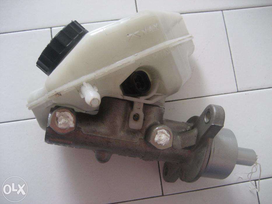 Bomba de óleo de travões de opel corsa 1.3cdti