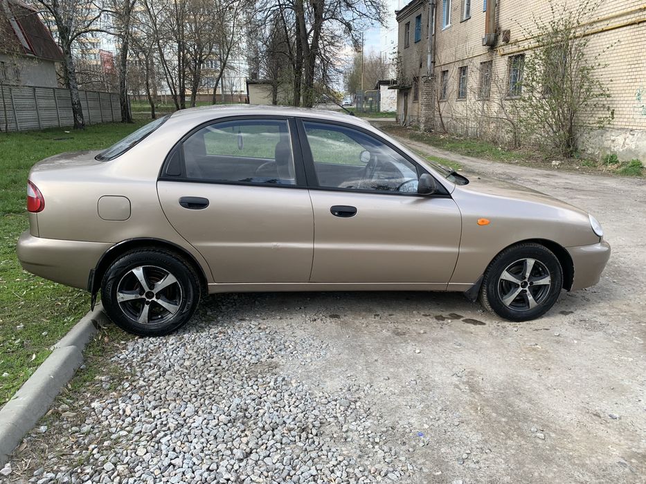 Ланос 1.6 16 клапанний