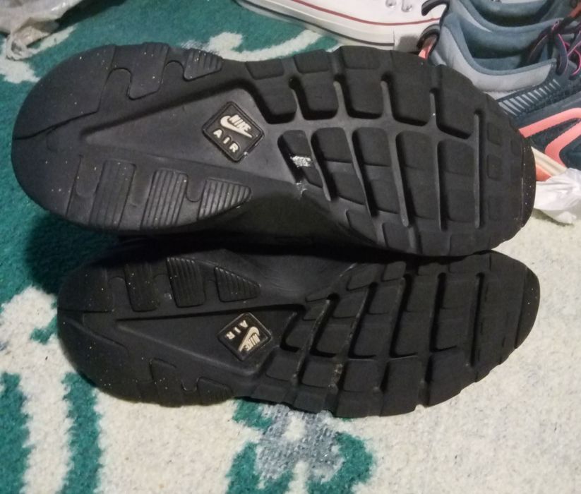 Tênis Nike modelo hurache número 39