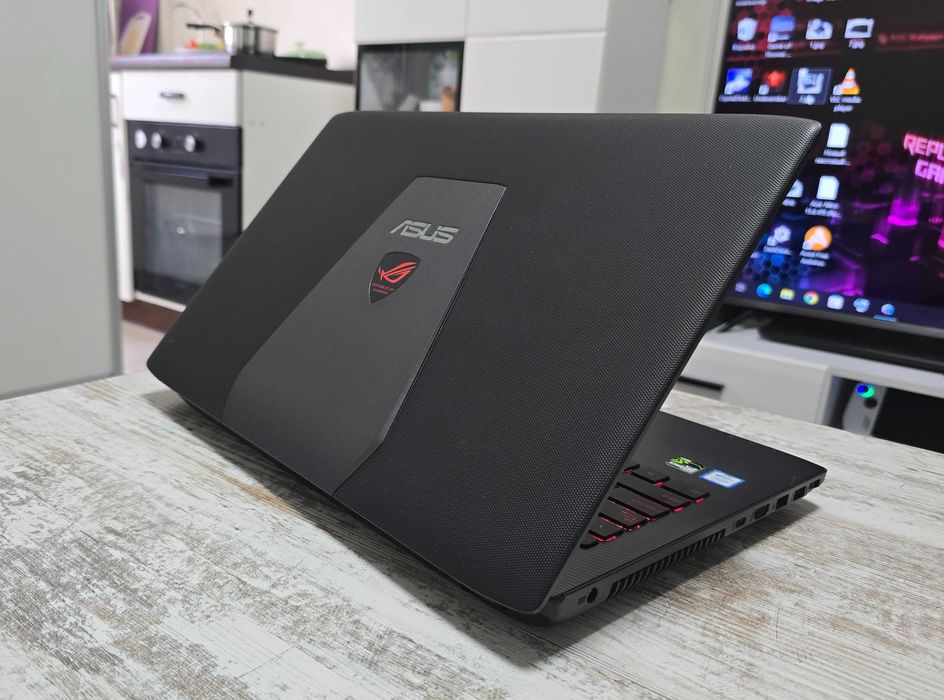 Игровой Asus ROG 15.6" IPS (Core i5/Nvidia GTX960M/ОЗУ 12GB DDR4/SSD+1TB HDD/АКБ 4ч)
