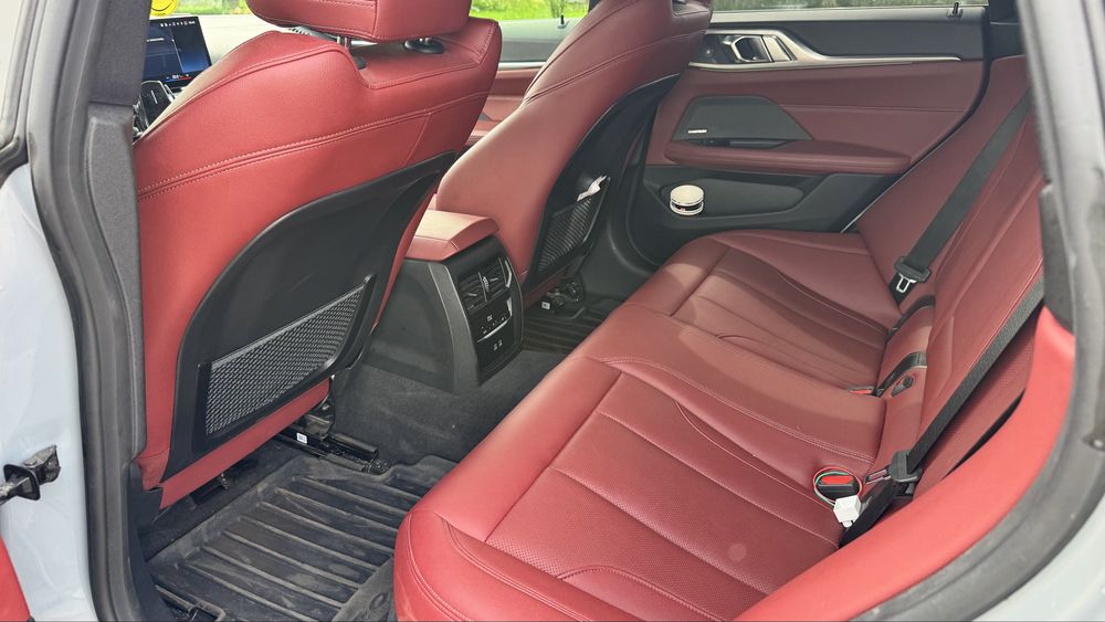 продам bmw i4 edrive40