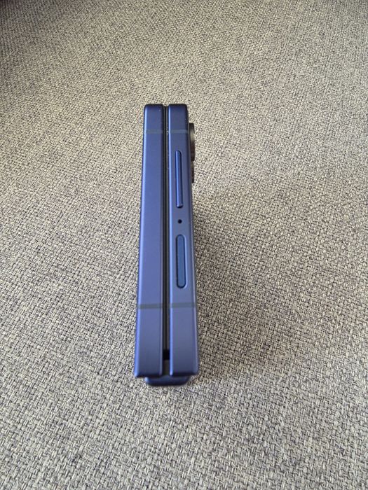 Samsung Galaxy Z Flip7 512GB Granatowy