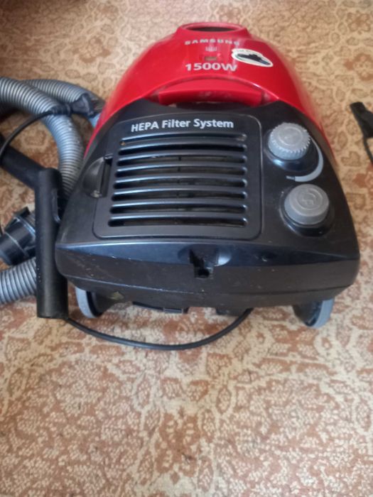 Пилосос  Samsung SC4047 Turbo 1500 W