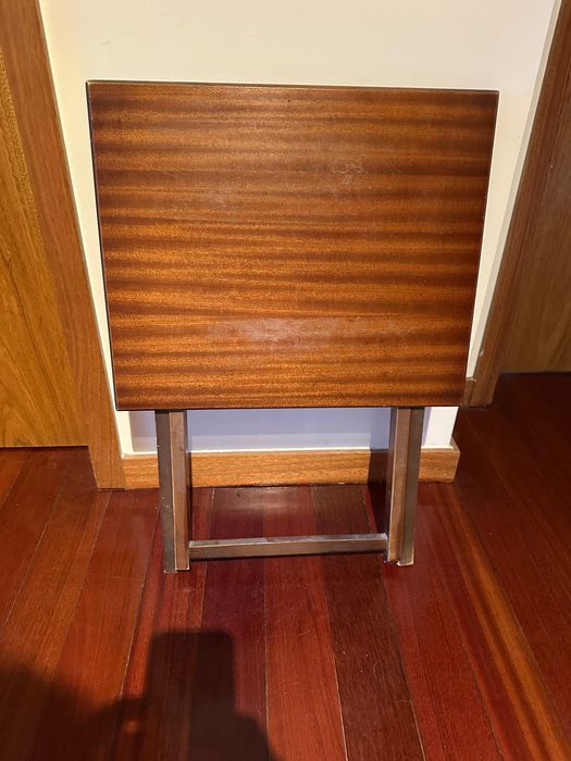 Mesa de apoio  Antiga Rebativel