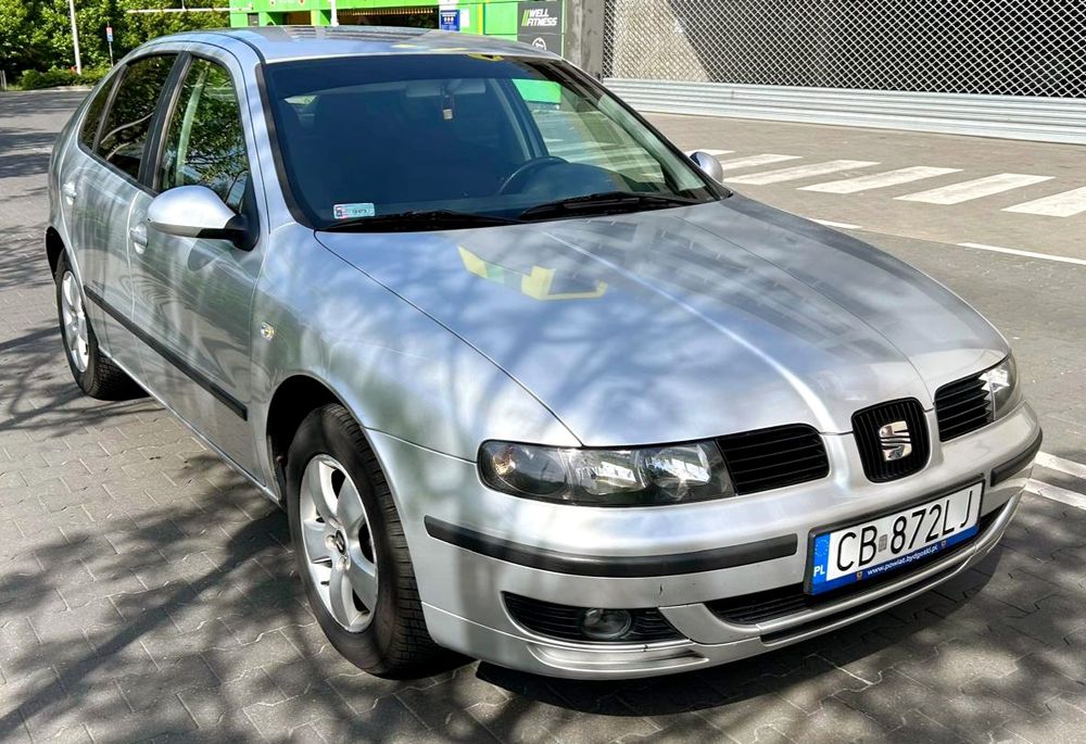 Seat Leon 1.6 Benz klimatyzacja sprawna niski przebieg