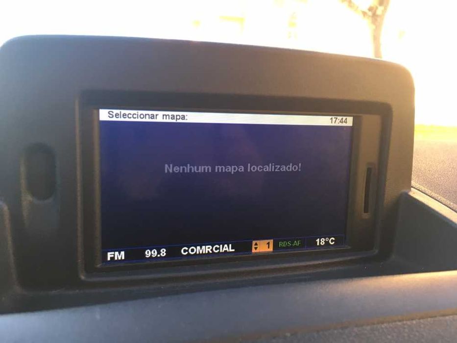 Renault Solucao do Relogio no GPS e Mapas atualizados