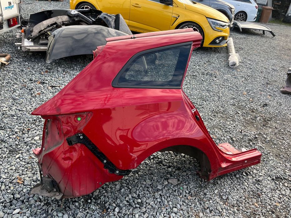 Ćwiartka błotnik próg prawy Toyota Corolla E21 KOMBI