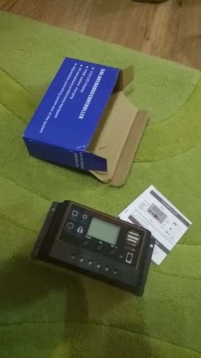 Controlador  carga solar 20A. Novo