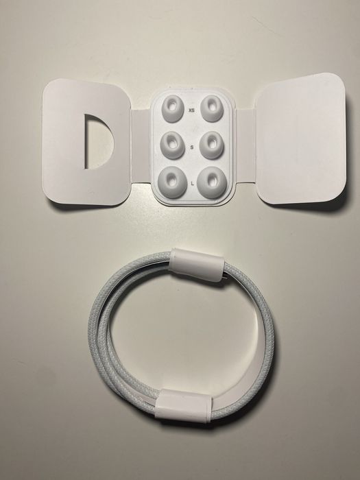 Apple AirPods Pro 2