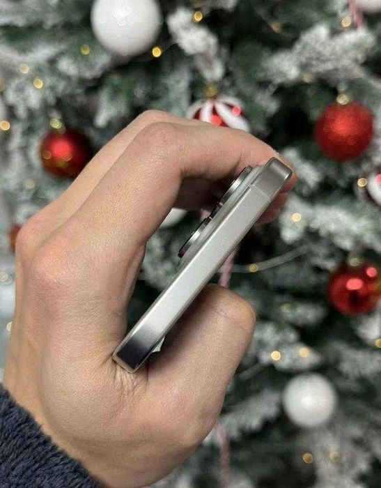 iPhone 16 Pro Max, 512 ГБ, SIM + eSIM