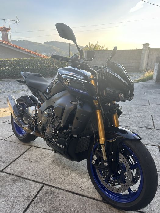 MT10SP Akrapovic