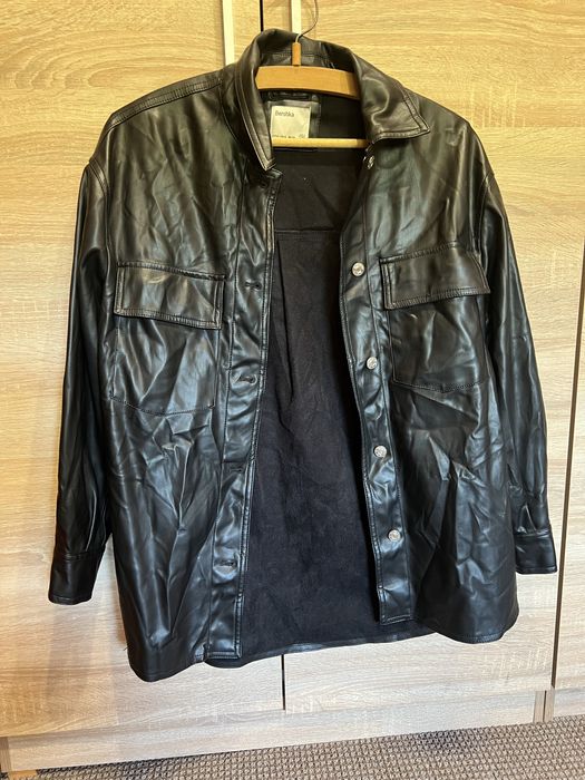 Сорочка з шкір.замінника Bershka