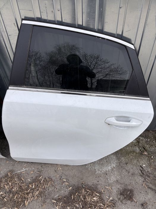 Ceed III 3 drzwi Lewe tylne Lewy tył hatchback 5d kolor HW