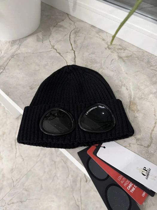 CP Company шапка