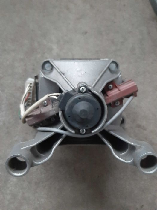 Silnik do pralki Elektrolux Heier Candy Bosch Beko Amica Whirlpool